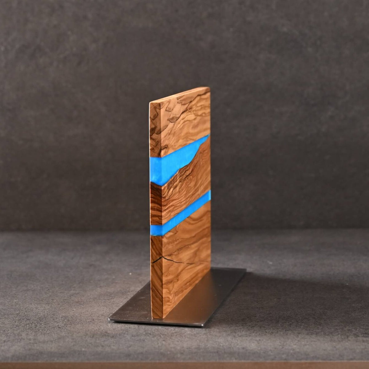 Konpeki Knife Block