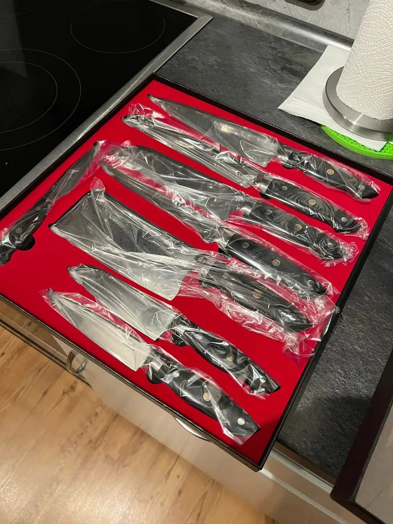 Culvaro knife set in its presentation box